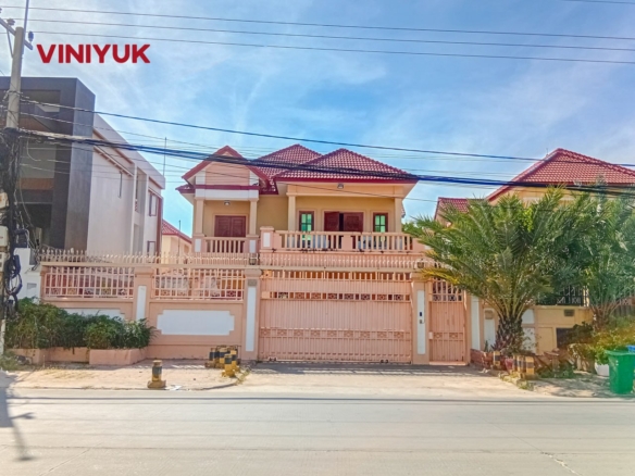 Luxury Living in Prime Sen Sok District