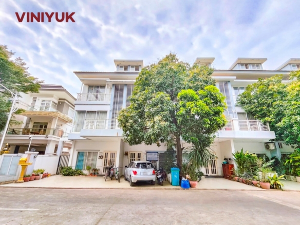 Prime Link Villa in Borey Peng Huoth
