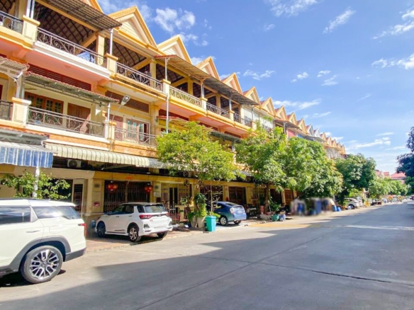 Modern Family Home in Chhouk Meas