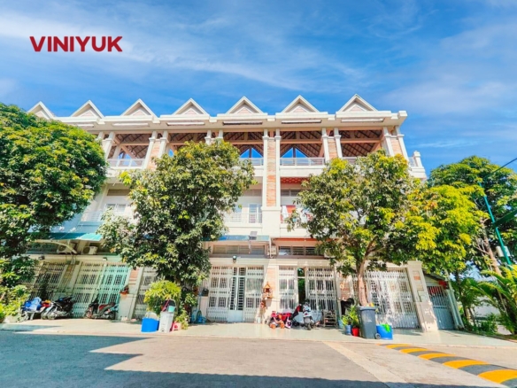 Investment in Elite Borey Living