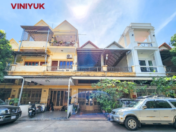Prime Business Spot in Chhouk Meas