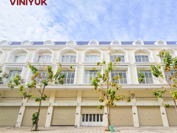 Commercial Opportunity on National Road 6A