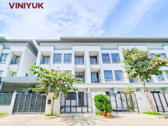 Elite Living at Chip Mong 598