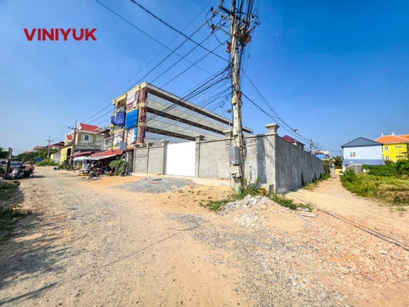 Corner Lot in Booming Sen Sok