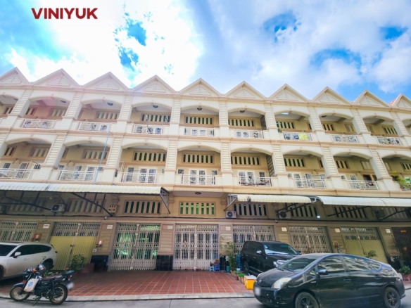 High-Potential Home in Heart of Tuol Sangke