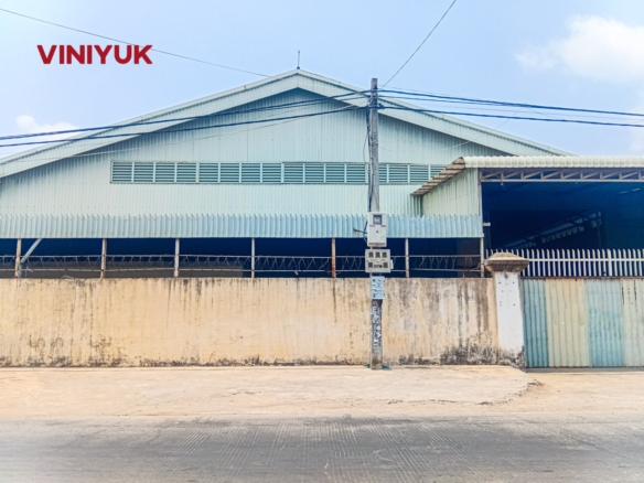Massive Industrial Space in Sen Sok District