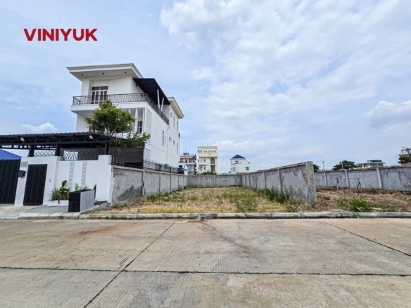 Premium Gated Community Development Land