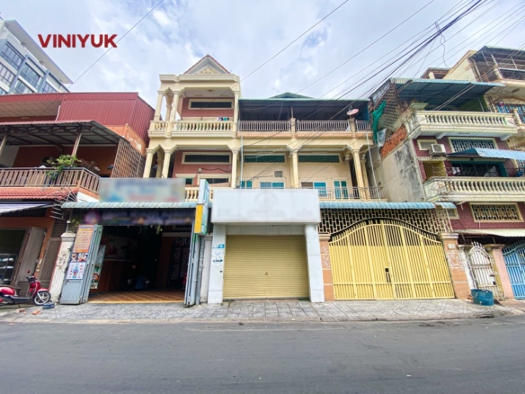 Prime Commercial Space in Toul Tom Poung
