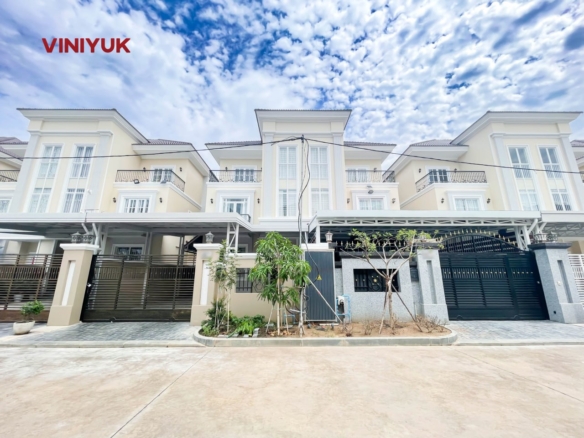 Brand New Luxury Twin Villa in Sen Sok