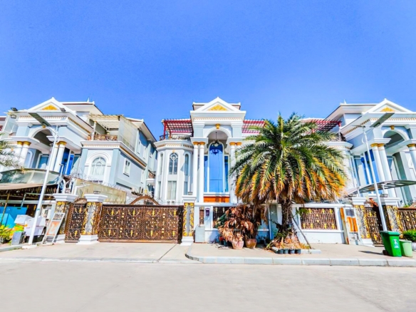 Luxury Single Villa in Prime Russey Keo