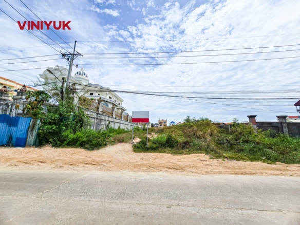 Massive Sen Sok Investment Plot