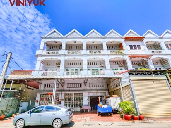 Prime Commercial Shophouse for Only 0