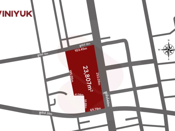 Prime Commercial Corner Land on Street 2011