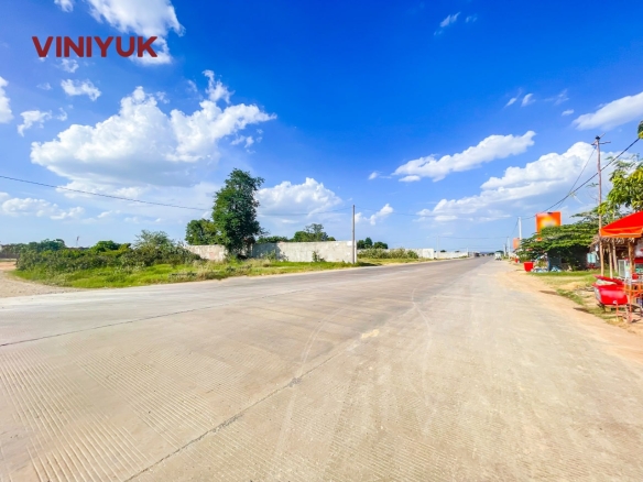 Prime Prime Corner Plot near Borey Bayon