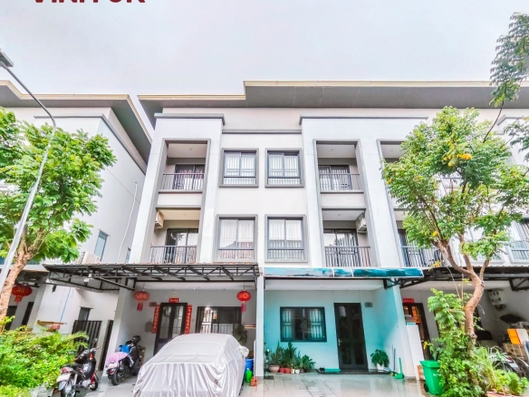 Prime Corner-Lot Villa in Russey Keo