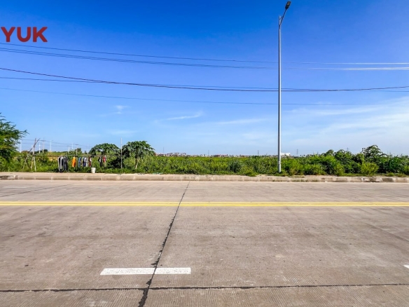 Prime Chroy Changvar Land Opportunity!