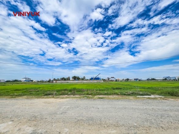 Prime Investment Land in Prek Pnov