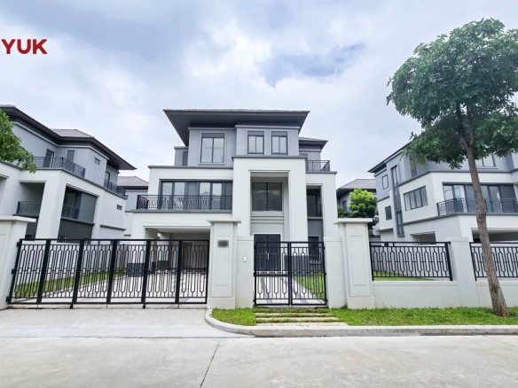 Luxurious Queen Villa II in Sen Sok