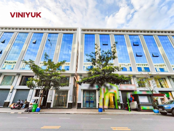 Prime Modern Shophouse in Russey Keo