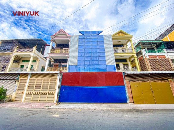 Prime Commercial Space in BKK District