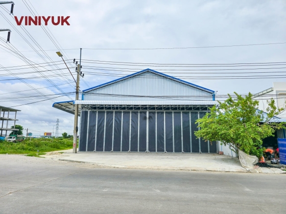 Prime Corner Warehouse in Rapidly Growing Sen Sok