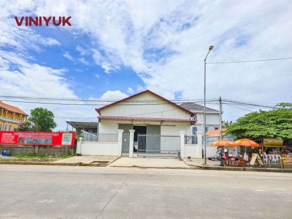 Spacious Sen Sok Warehouse Ready For Business