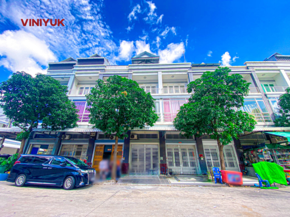 Modern Flat House Walking Distance to Aeon 2